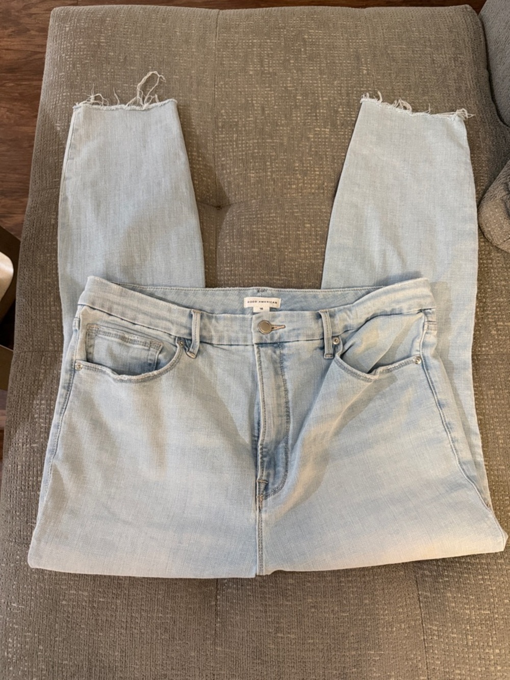 GOOD AMERICAN Light Blue Women’s Denim Jeans - Classic High-Rise